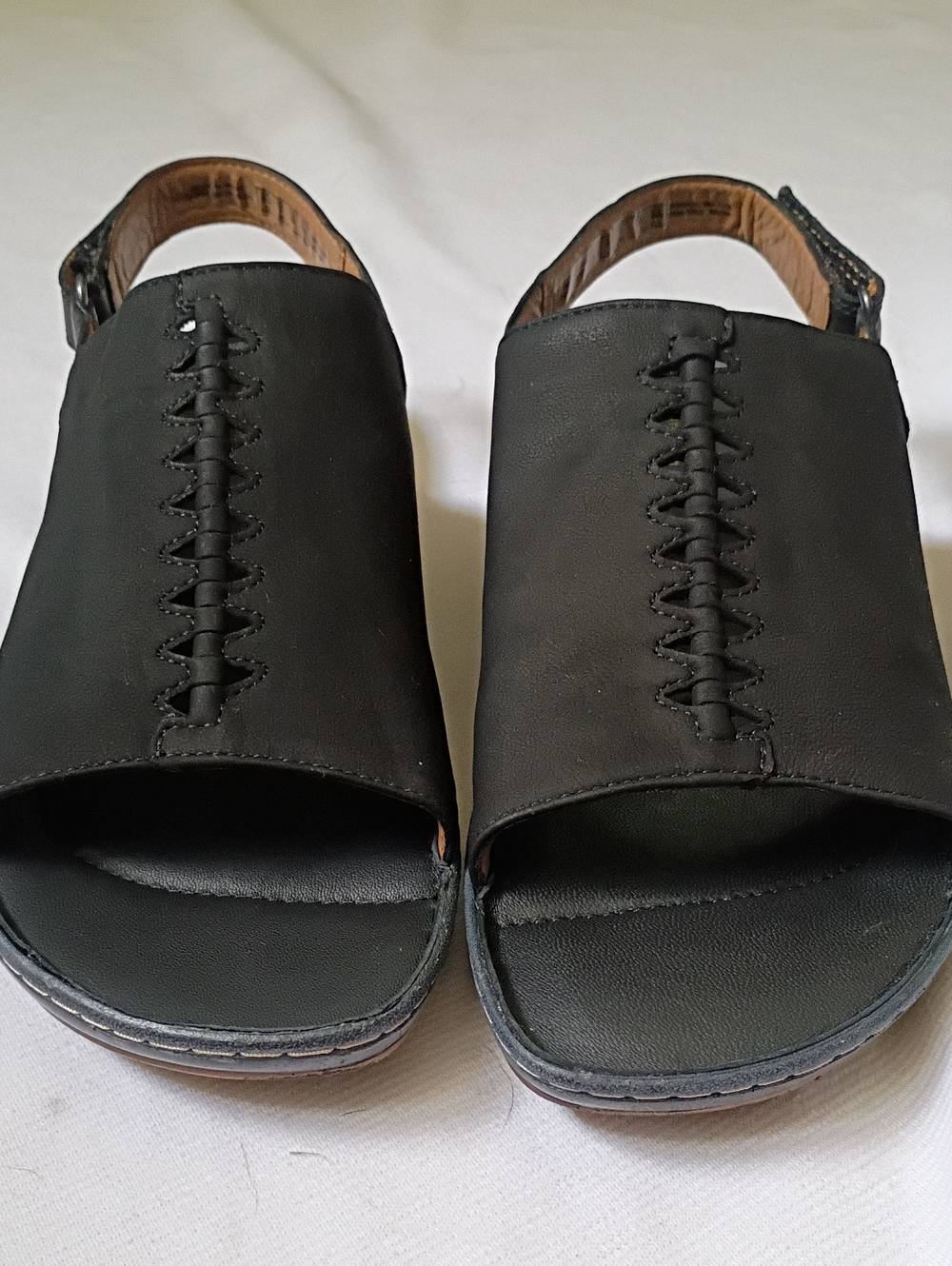 Artisan Clark's Black Leather Slides - Picture 2 of 8